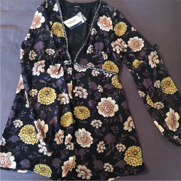 Forever 21 Pants - Floral romper